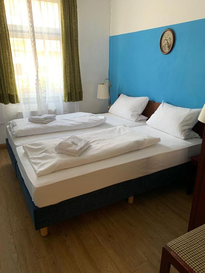 Hotel Pension Graf Konstanz Bagian luar foto