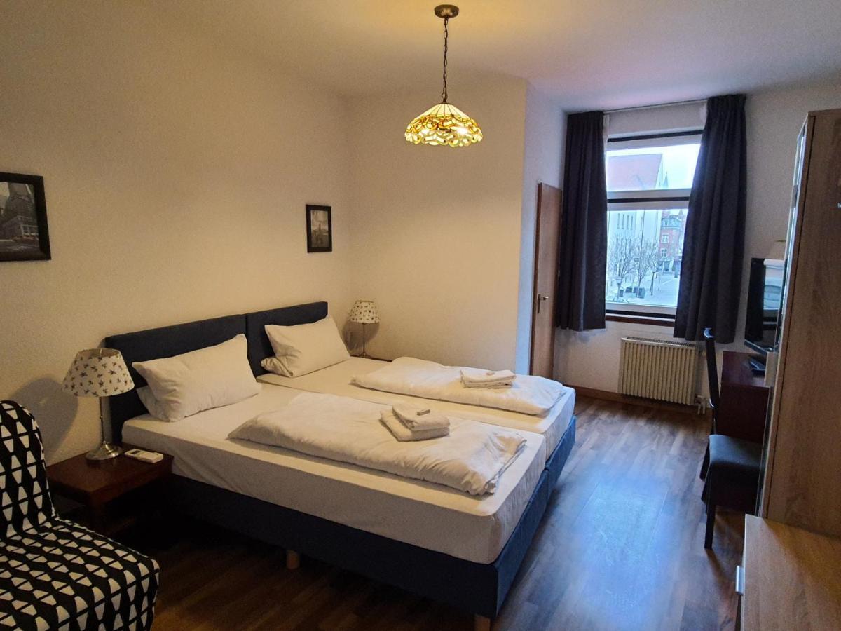 Hotel Pension Graf Konstanz Bagian luar foto